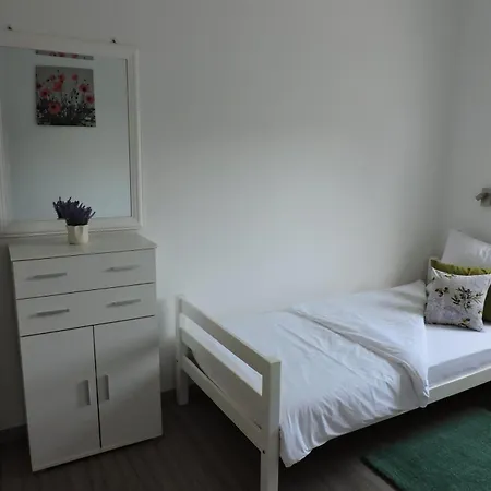 Dom wakacyjny Family Friendly House With A Swimming Pool Sestanovac, Zagora - 22984 *