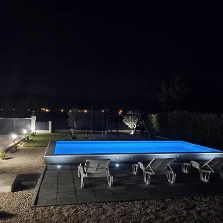 Dom wakacyjny Family Friendly House With A Swimming Pool Sestanovac, Zagora - 22984 Šestanovac